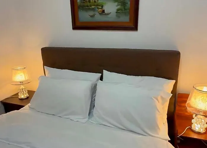 Cordova Place With View Appartamento Manila